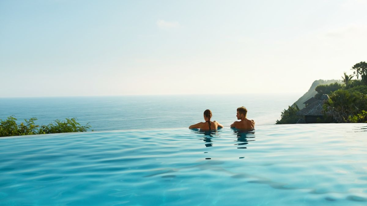 What is an Infinity Pool? – DIY Pools & Spas